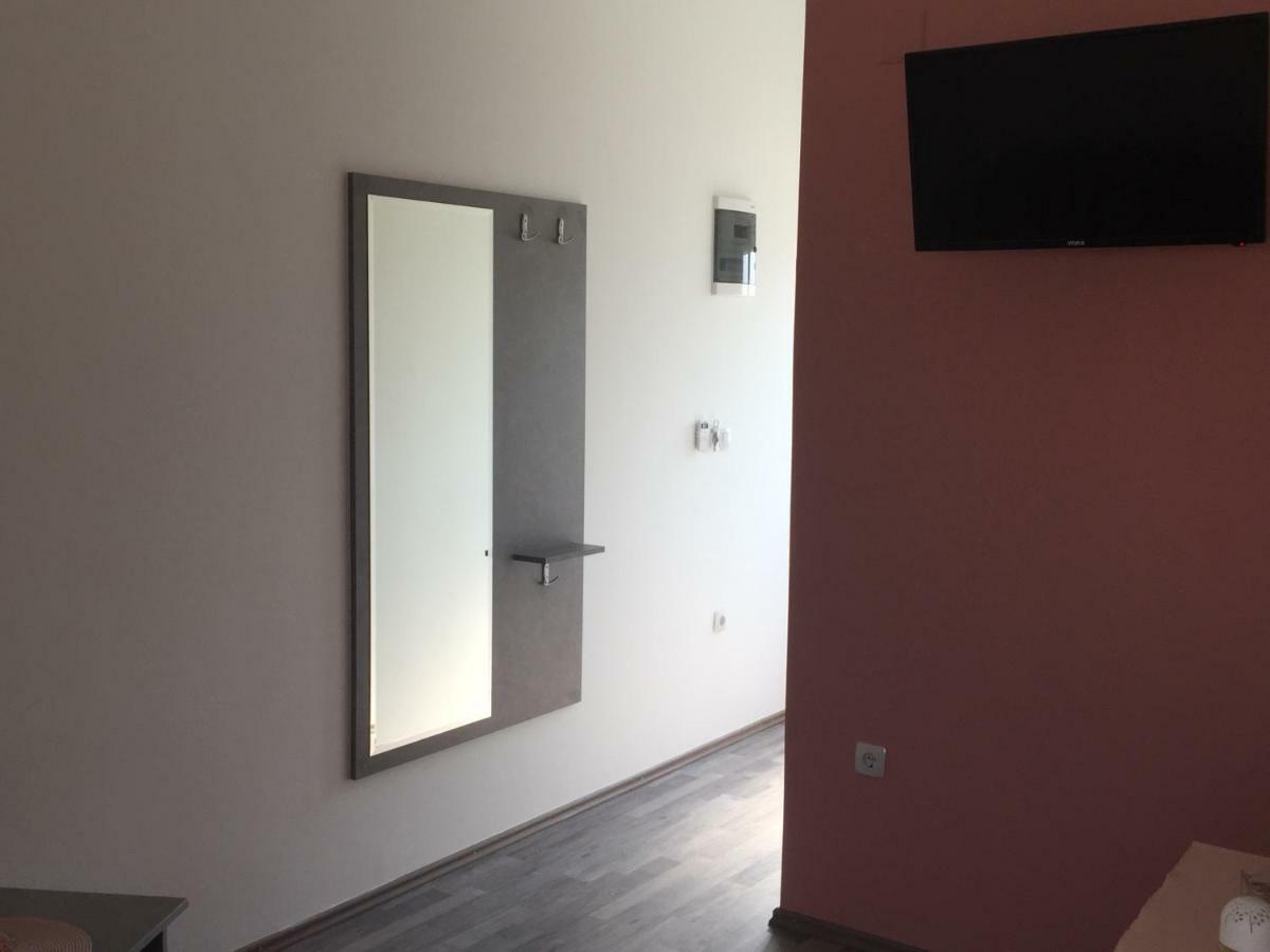 Apartmani Verica كارلوباغ المظهر الخارجي الصورة