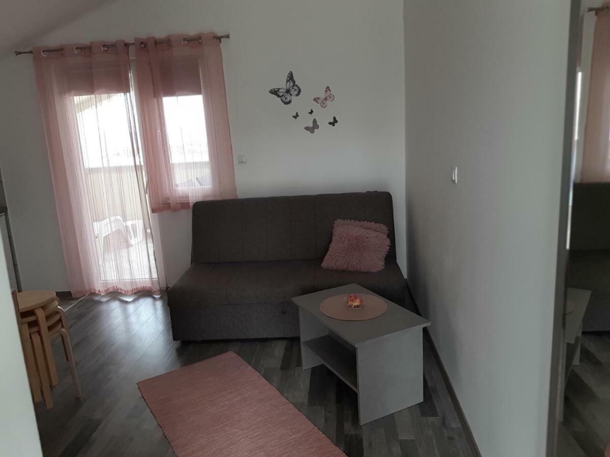 Apartmani Verica كارلوباغ المظهر الخارجي الصورة