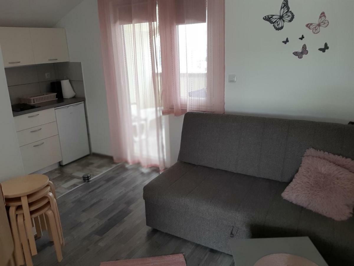 Apartmani Verica كارلوباغ المظهر الخارجي الصورة